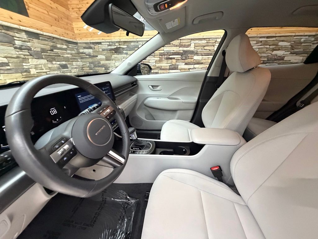 2024 Hyundai Kona SEL - Photo 29