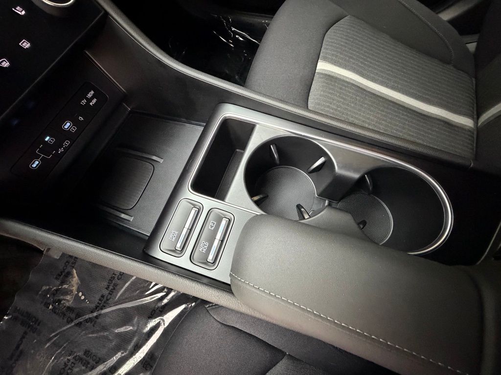 2025 Hyundai Sonata Hybrid SEL - Photo 19