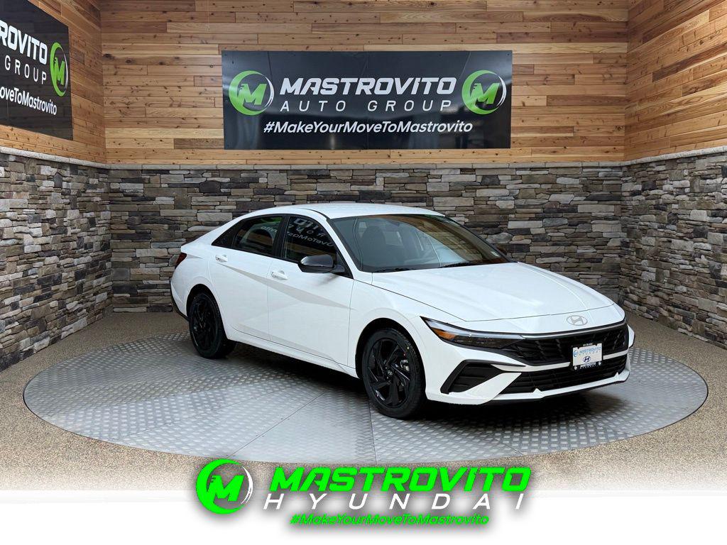 2026 Hyundai Elantra SEL's photo