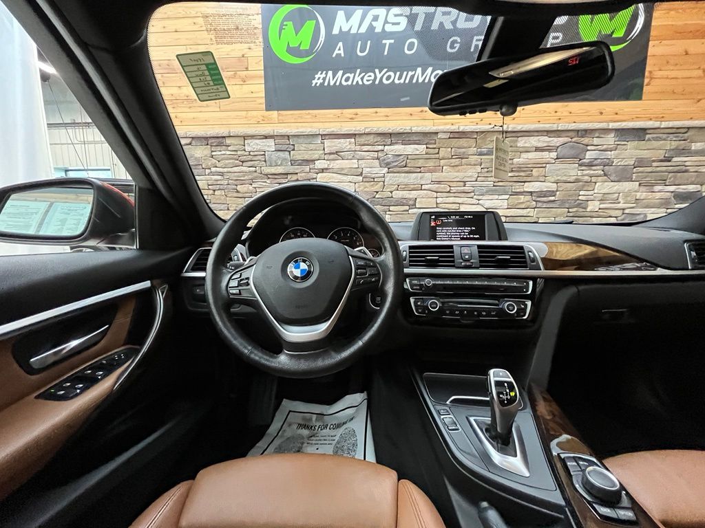 2016 BMW 3 Series 328i - Photo 32
