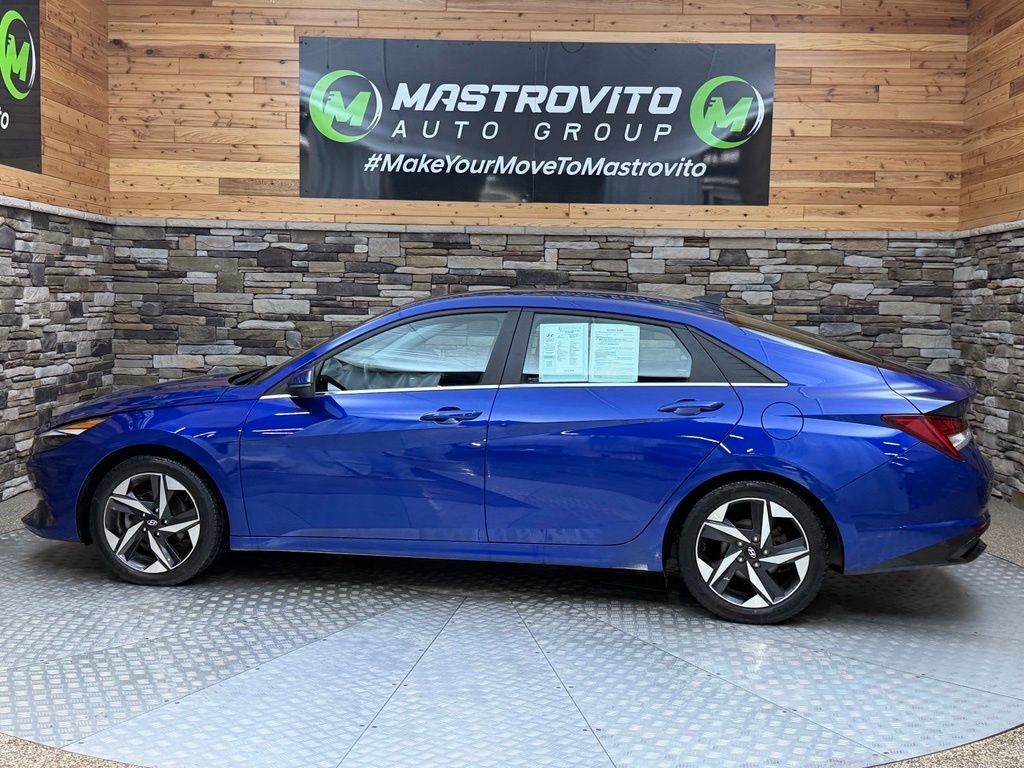 2023 Hyundai Elantra Limited - Photo 21