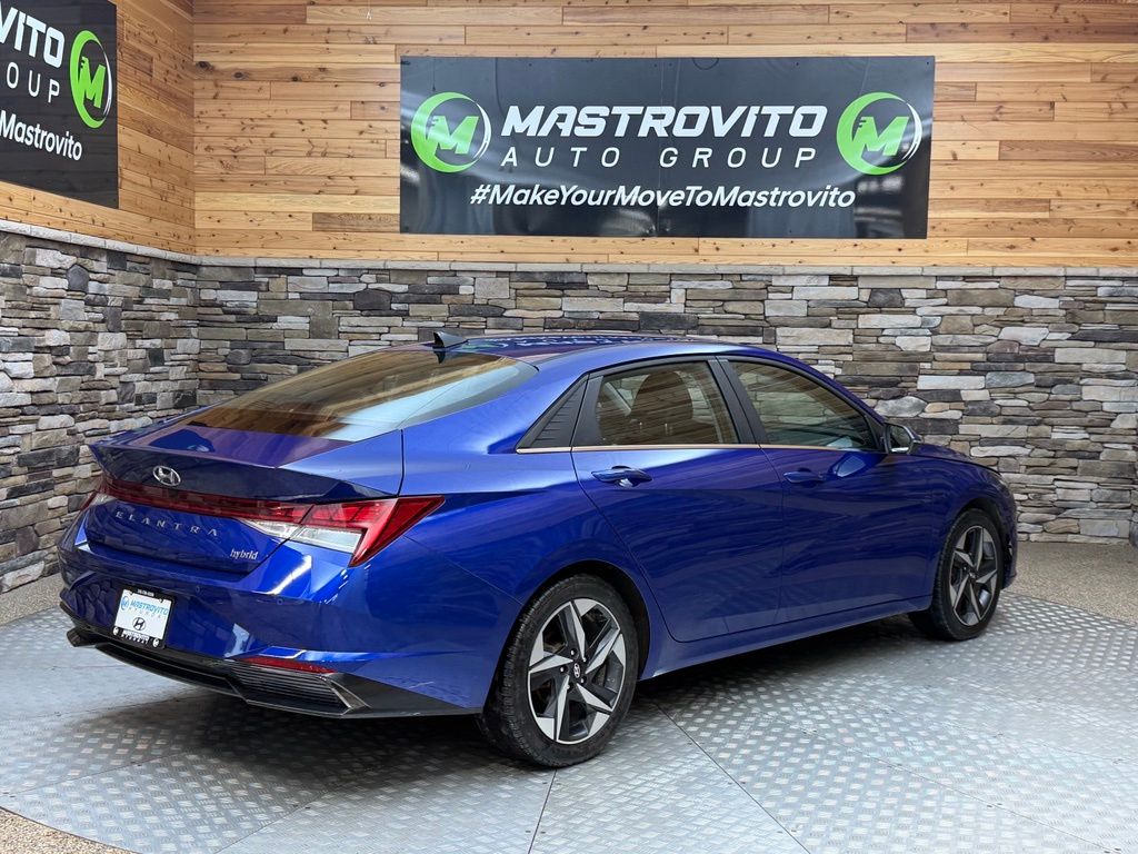 2023 Hyundai Elantra Limited - Photo 32