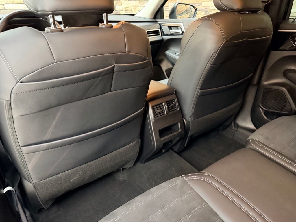 2023 Mitsubishi Outlander SE - Photo 25