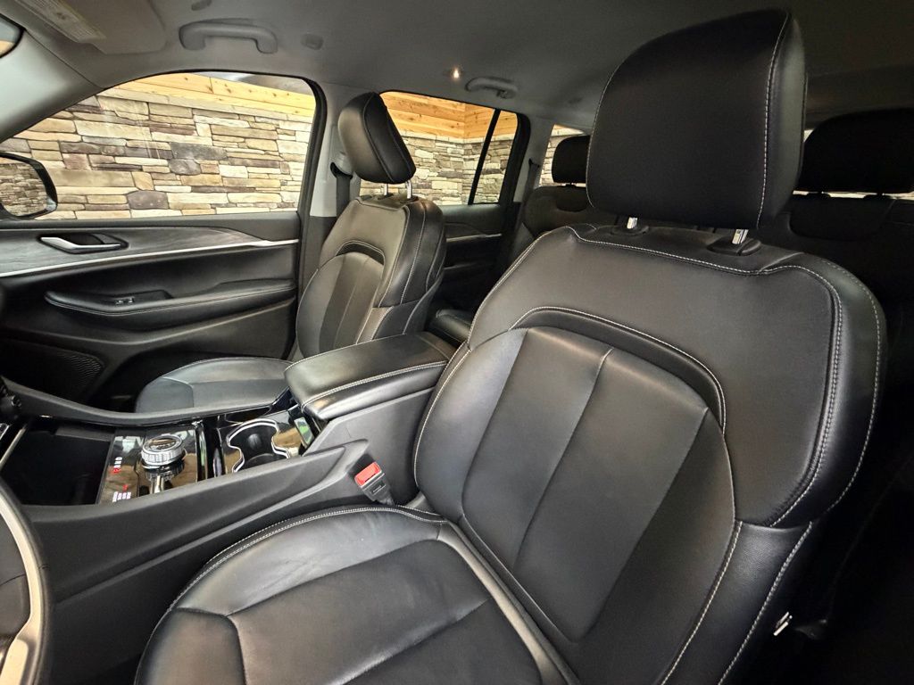 2023 Jeep Grand Cherokee Limited - Photo 12