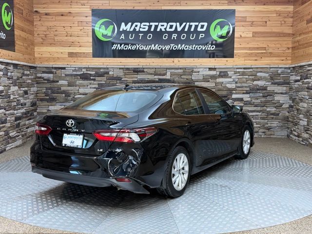 2022 Toyota Camry LE - Photo 11
