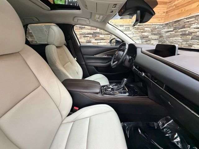 2021 Mazda CX-30 Turbo Premium Plus - Photo 16