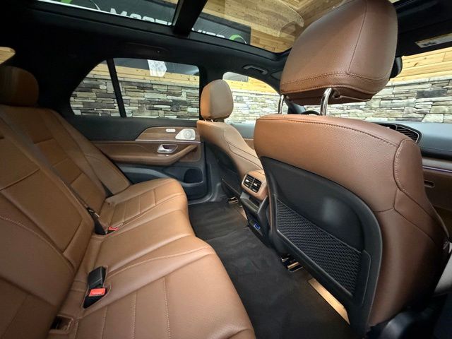 2025 Mercedes-Benz GLE GLE450E - Photo 36