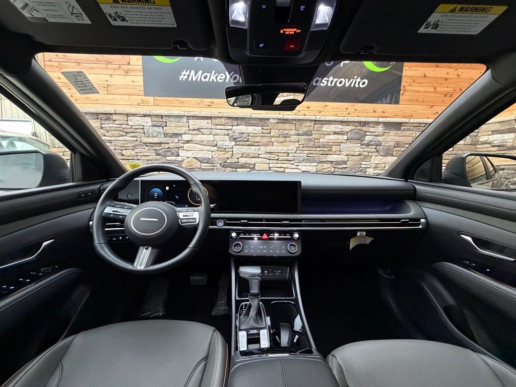 2025 Hyundai Santa Cruz Limited - Photo 16