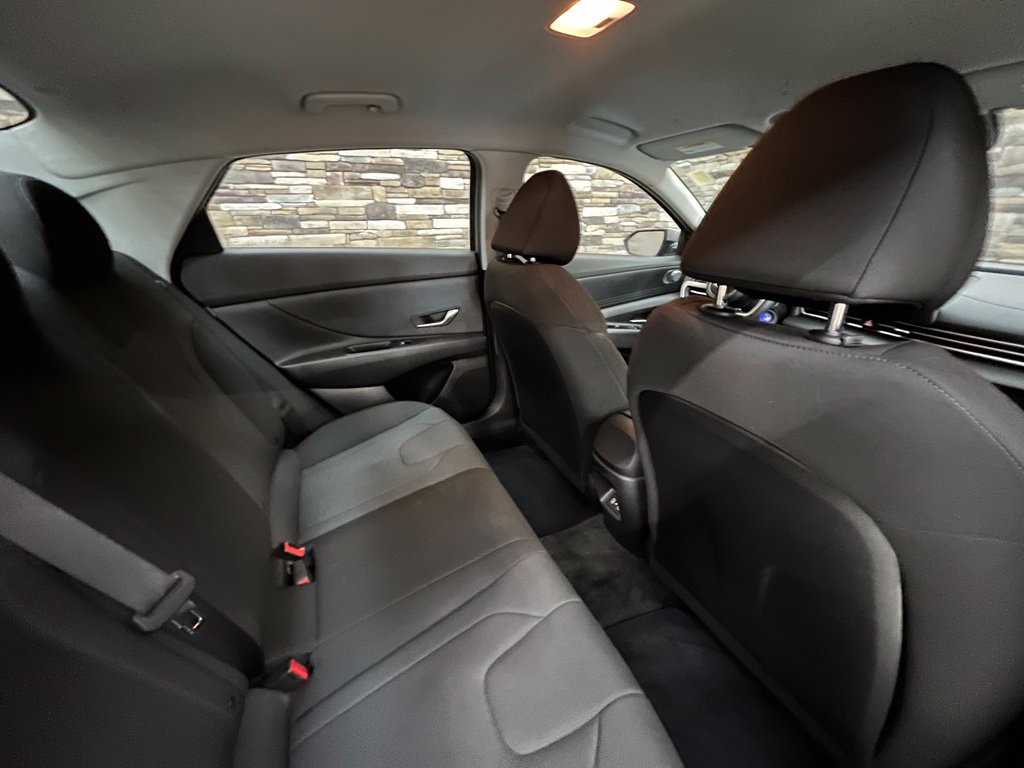 2024 Hyundai Elantra SE - Photo 40