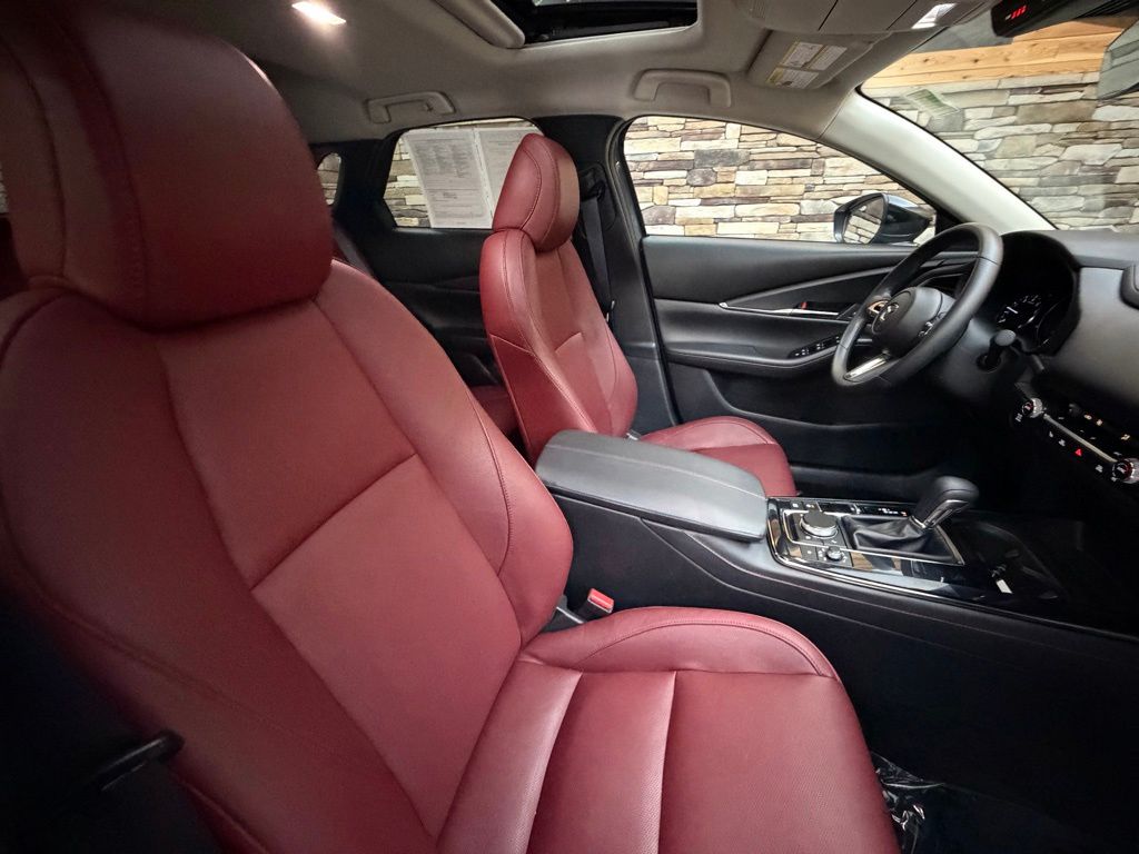 2023 Mazda CX-30 Carbon Edition - Photo 15