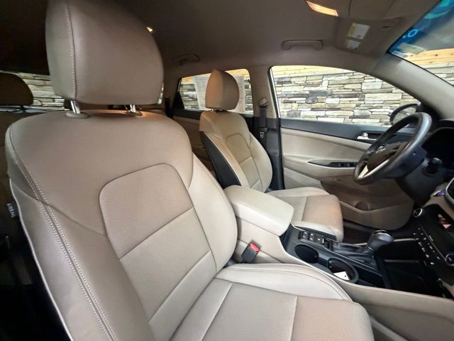 2020 Hyundai Tucson Limited - Photo 17