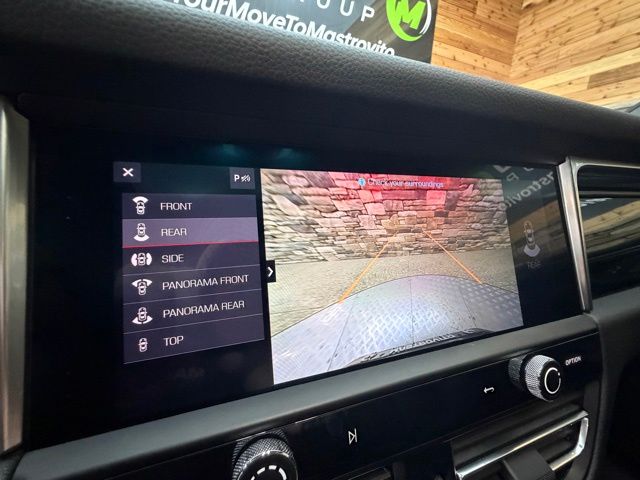 2023 Porsche Macan Base - Photo 23