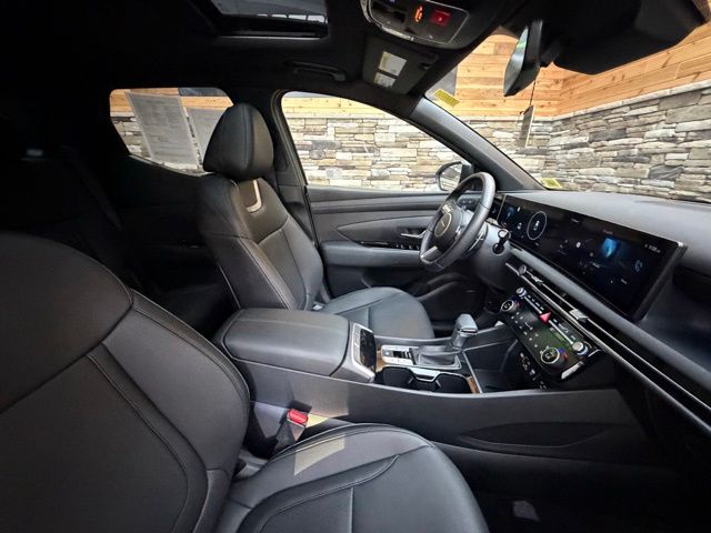 2026 Hyundai Santa Cruz Limited - Photo 16