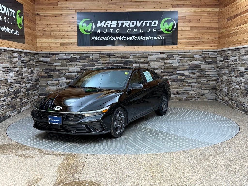 Certified 2025 Hyundai Elantra Hybrid Limited Sedan