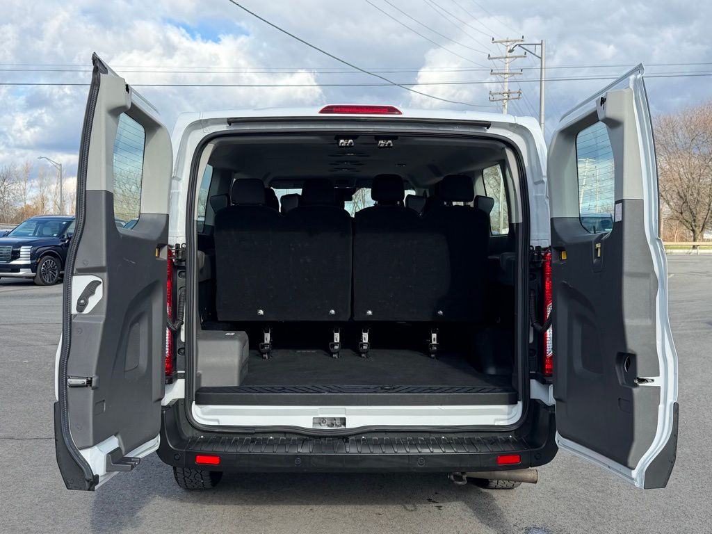 2023 Ford Transit Passenger Van XLT - Photo 8