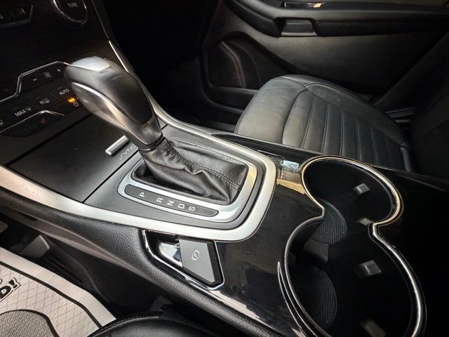 2017 Ford Edge SEL - Photo 22