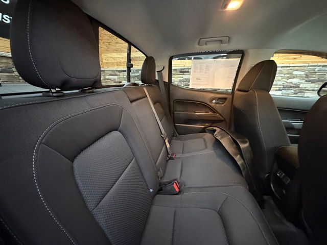 2022 Chevrolet Colorado LT - Photo 31