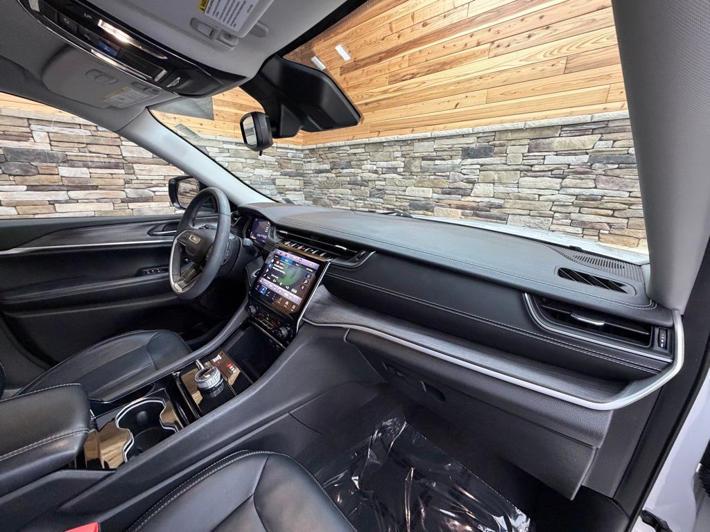 2023 Jeep Grand Cherokee Limited - Photo 13