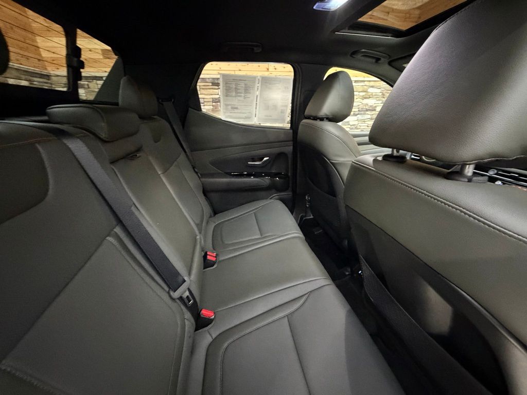 2025 Hyundai Santa Cruz Limited - Photo 30
