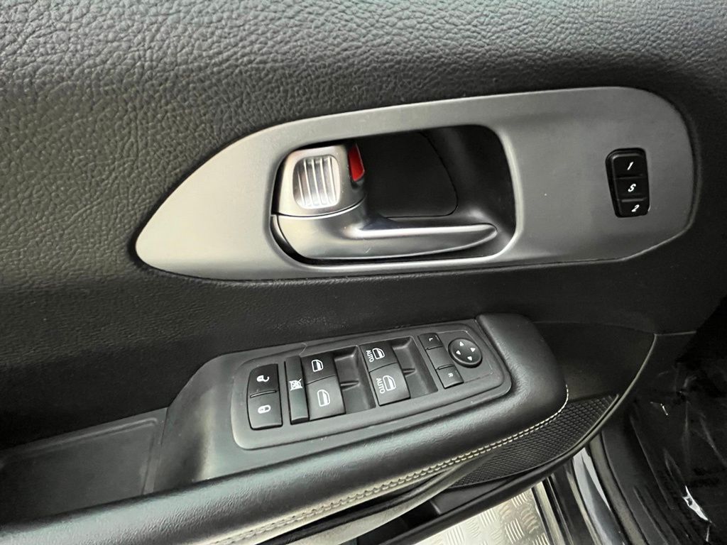 2022 Chrysler Pacifica Touring L - Photo 37