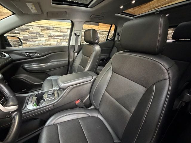 2022 GMC Acadia SLT - Photo 14