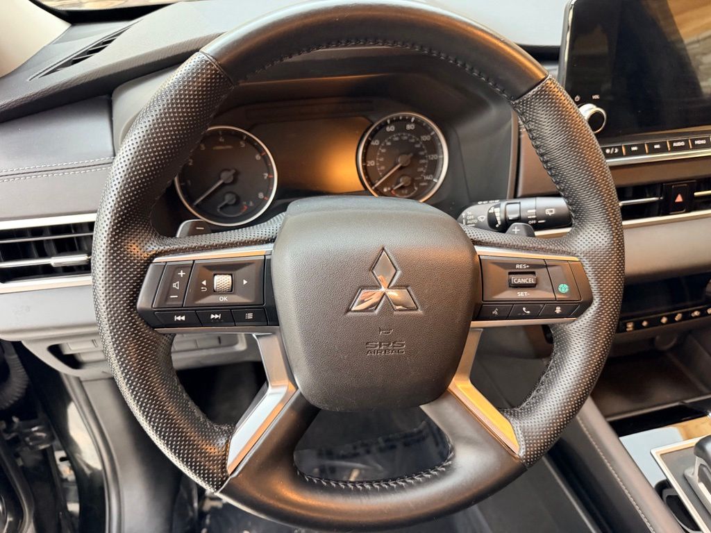 2023 Mitsubishi Outlander SE - Photo 15