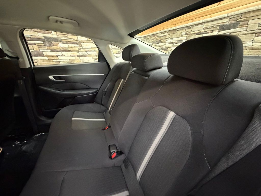 2025 Hyundai Sonata Hybrid SEL - Photo 27