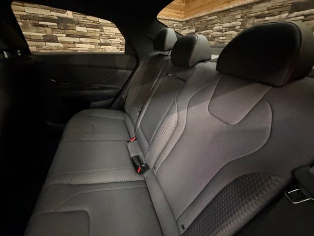 2023 Hyundai Elantra N Line - Photo 33