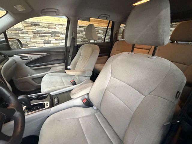 2019 Honda Pilot EX - Photo 14