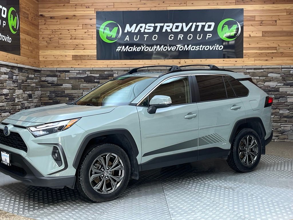 2023 Toyota RAV4 XLE Premium - Photo 8