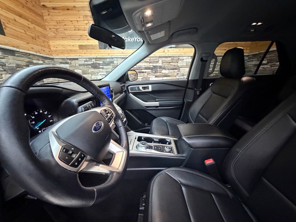 2020 Ford Explorer XLT - Photo 24