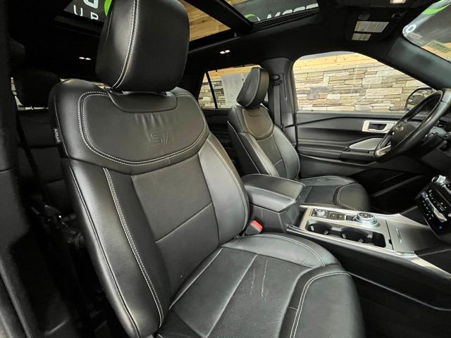 2020 Ford Explorer ST - Photo 17