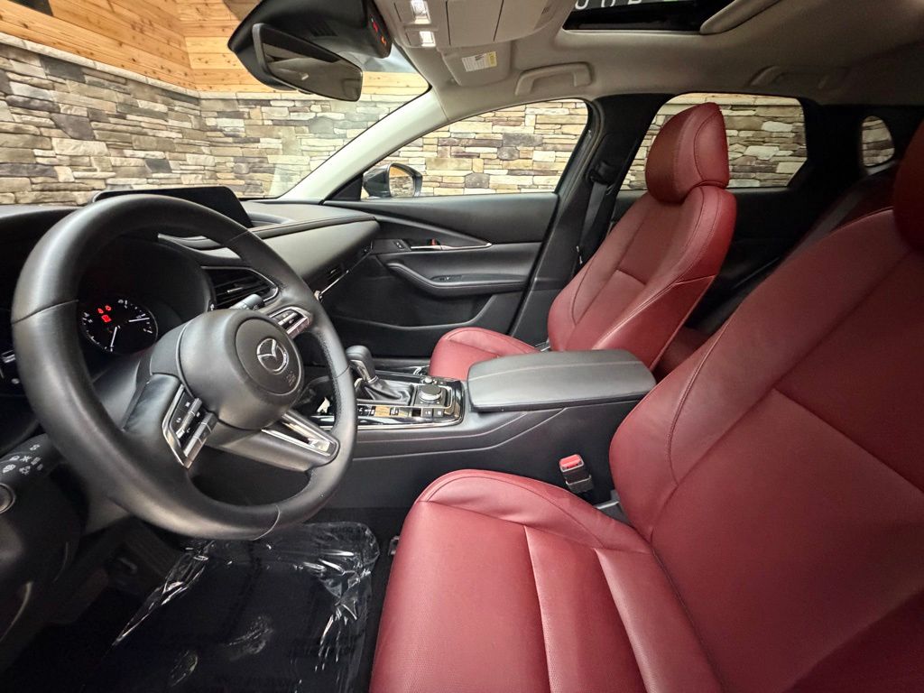 2023 Mazda CX-30 Carbon Edition - Photo 11