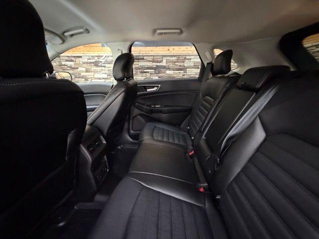 2017 Ford Edge SEL - Photo 32