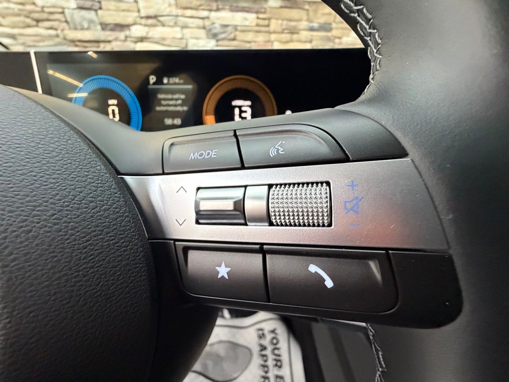 2025 Hyundai Sonata Hybrid SEL - Photo 23