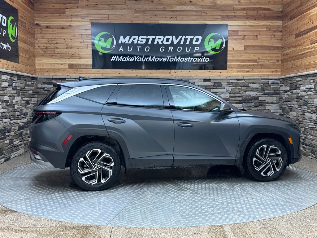 2025 Hyundai Tucson Limited - Photo 13