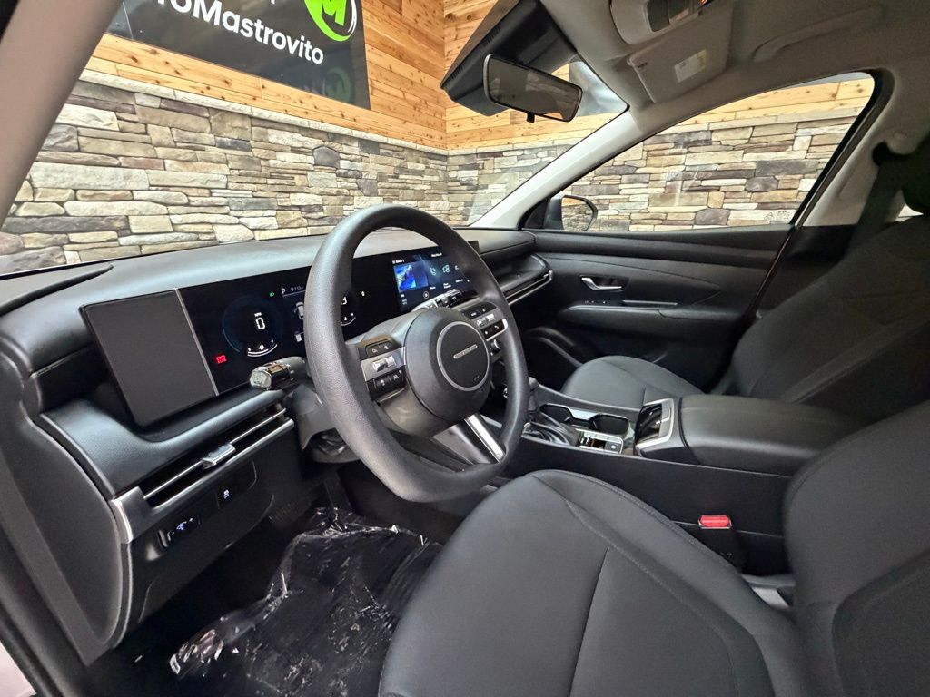 2026 Hyundai Tucson SE - Photo 10