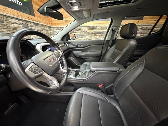 2022 GMC Acadia SLT - Photo 13