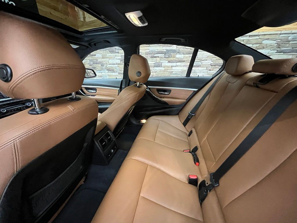 2016 BMW 3 Series 328i - Photo 44