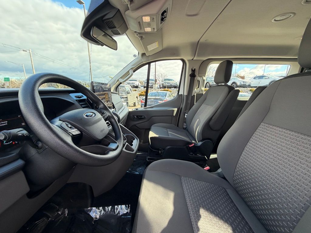 2023 Ford Transit Passenger Van XLT - Photo 10