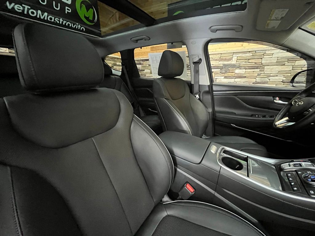 2022 Hyundai Santa Fe Limited - Photo 29