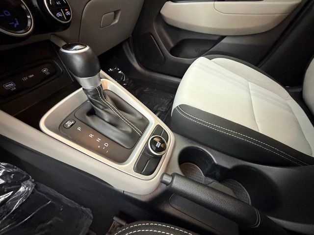 2023 Hyundai Venue SEL - Photo 22