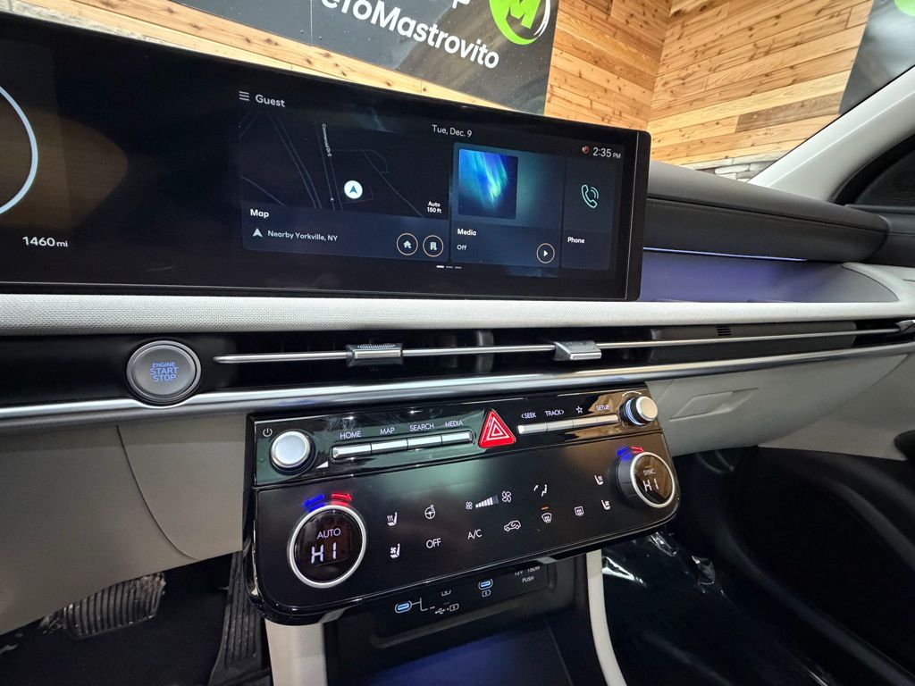 2025 Hyundai Tucson Limited - Photo 18