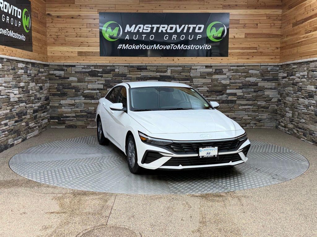 New 2026 Hyundai Elantra Hybrid Blue Sedan
