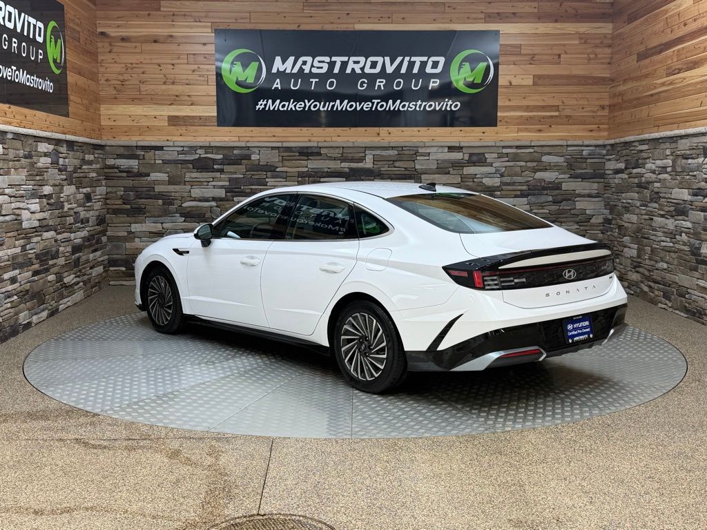 2025 Hyundai Sonata Hybrid SEL - Photo 7