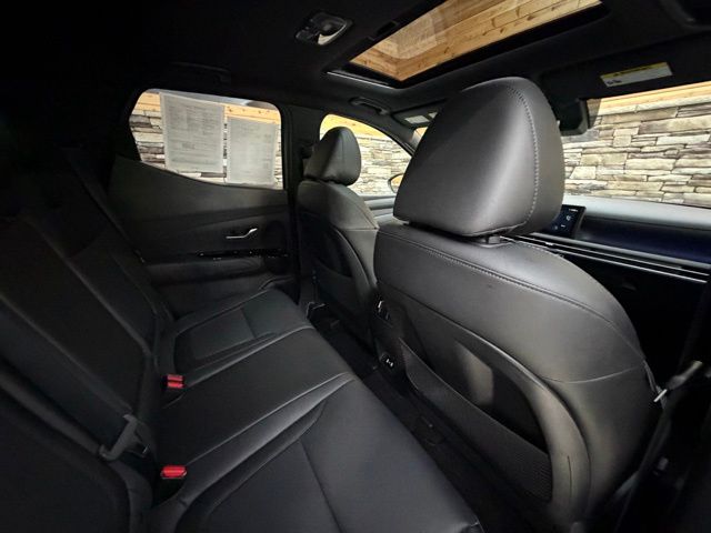 2026 Hyundai Santa Cruz Limited - Photo 35