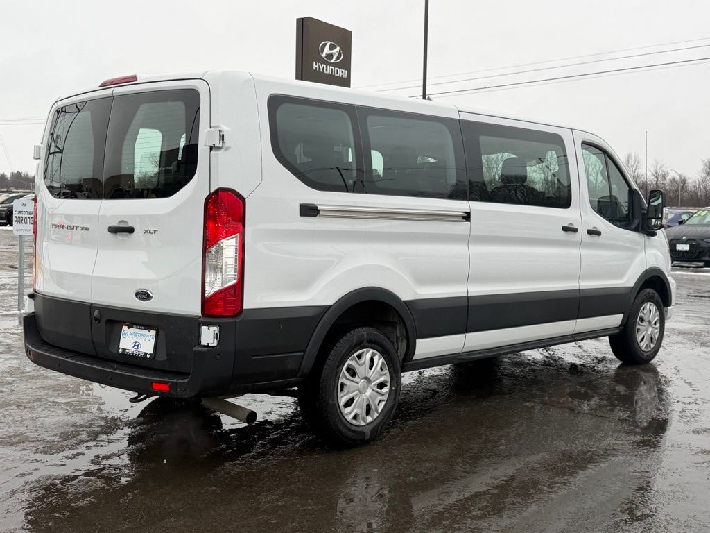 2023 Ford Transit Passenger Van XLT - Photo 6