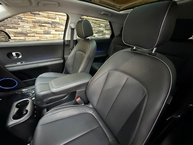 2022 Hyundai IONIQ 5 Limited - Photo 12