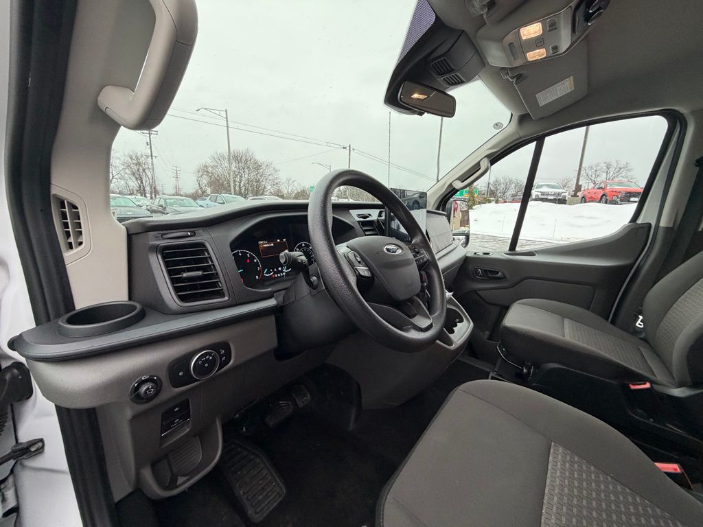 2023 Ford Transit Passenger Van XLT - Photo 7
