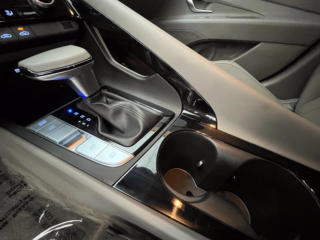 2025 Hyundai Elantra Blue - Photo 31